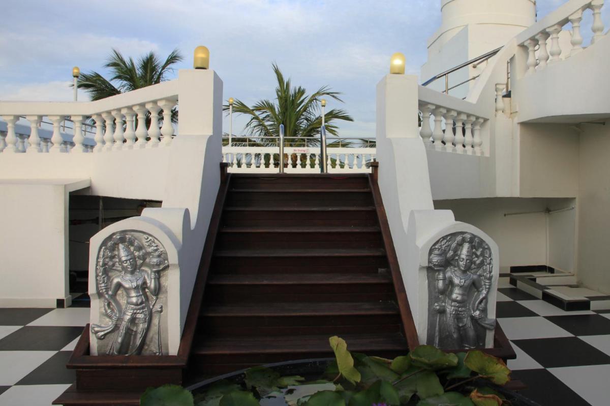 Royal Castle Hotel Negombo Exterior foto